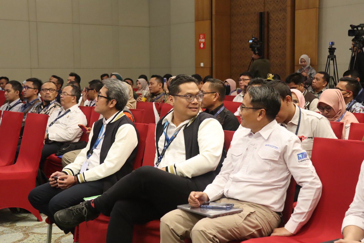 Konstruksiind's tweet photo. ✨ Day 3 - Workshop Professional di Pameran Konstruksi Indonesia 2024! ✨
Hari ini semakin seru dengan topik-topik mendalam yang dibawakan para ahli 💪

#PameranKonstruksi #KI2024 https://t.co/dZoK3Dvihd