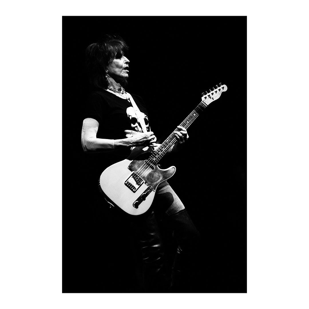 Chrissie Hynde tweet media