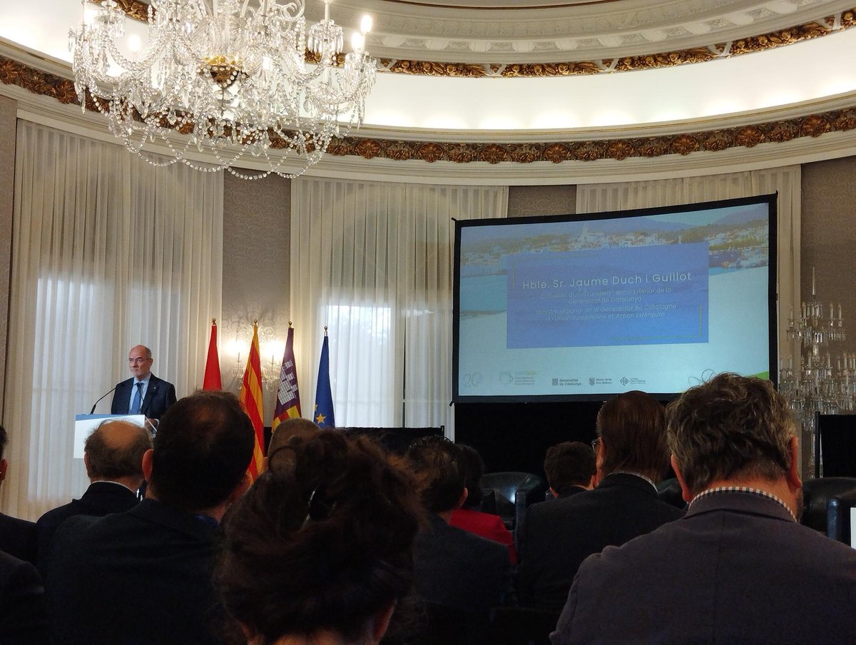 MedCities's tweet image. Celebrating the 20 years of the @Euroregion  Pyrenees-Mediterranean. The #Euroregion, a major player in territorial cooperation in Europe and the #Mediterranean, acting on behalf of its citizens. As members of the #MedCoopAlliance we attended the event and listened to