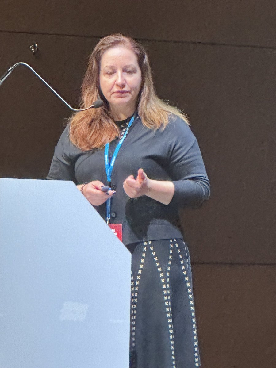 mpsimons's tweet photo. TAR, ACS versus Pneumoperitoneum versus Botox  for complex abd wall hernia discussion at #balticherniadays by @eurohernias @berrevoet #soniaribas #maciejsmietanski. #herniafriends @awreurope https://t.co/w4qCOiVM8V