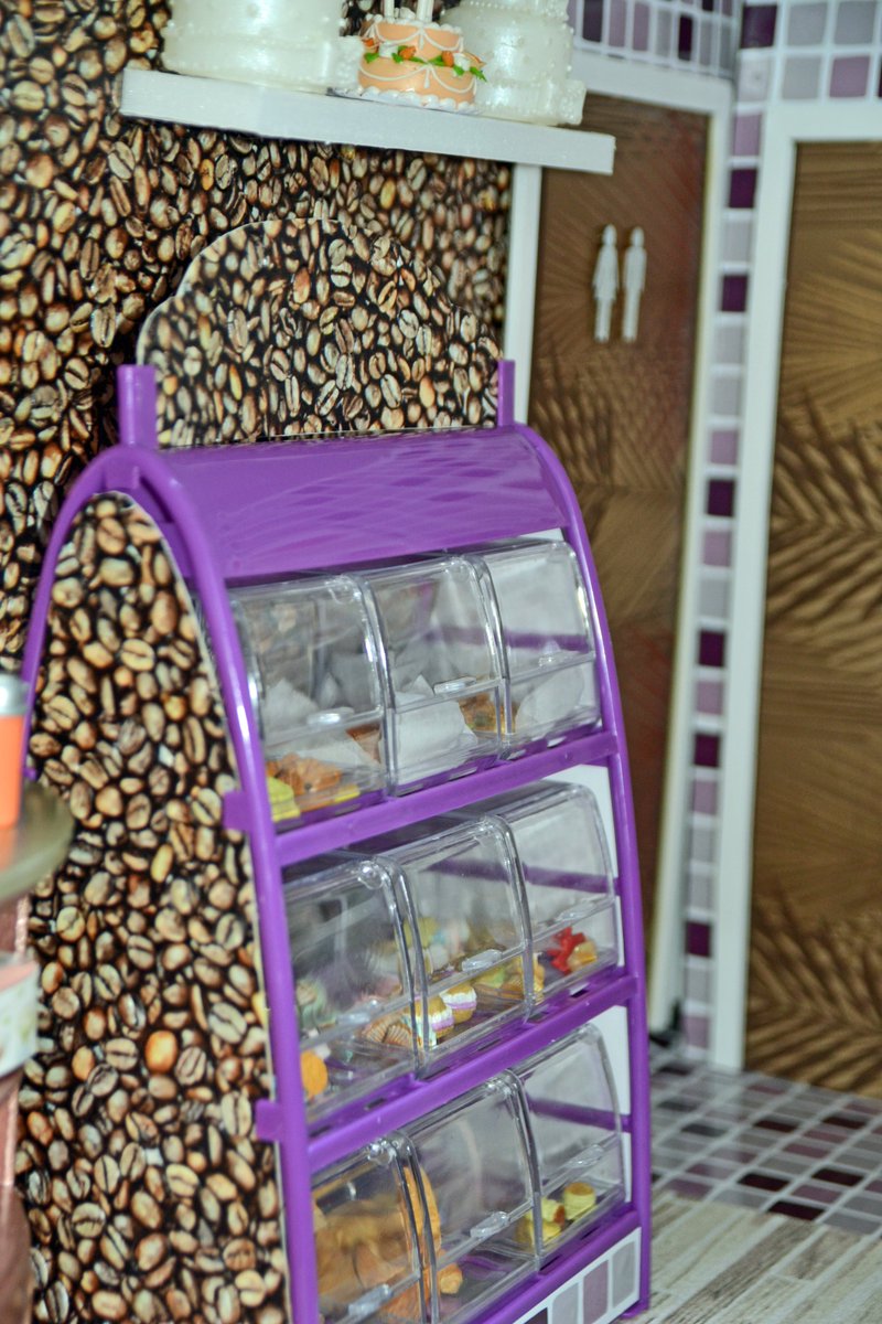 Suwi9595's tweet photo. Still more Purple Cafe https://t.co/GL9WDxhnOK