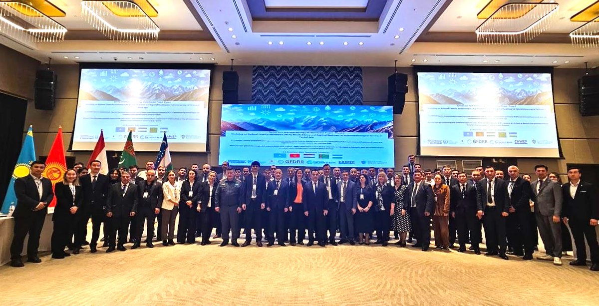 Tatiana_WBCARO's tweet image. 🌐In #Samarkand, the @WorldBank hosted a regional workshop involving officials from KZ🇰🇿, KG🇰🇬, TJ🇹🇯, TM🇹🇲, and UZ🇺🇿 to enhance #cooperation between #hydromet services across #CentralAsia.   

☀️Learn more: tinyurl.com/2n8x9ztz 

#CAWEP #weatherforecast #disasterpreparedness