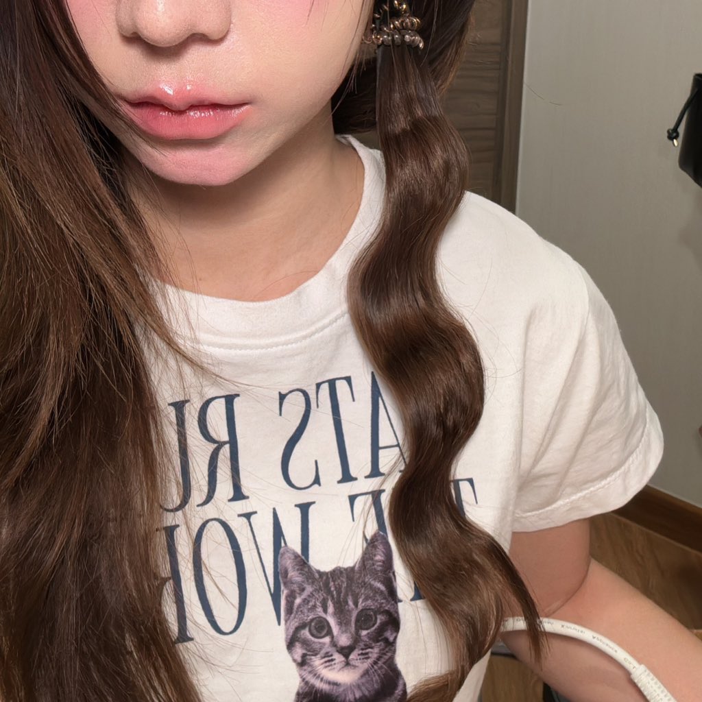 kittyxty's tweet photo. แนะนำแกน 36 มมของamabellaได้เป่า ฟีลลอนเมอเมดแบบพสเกา เคยมีน้องอันเล็กแกน 30 มันจะฟีลพสจีนที่หยองๆหน่อย เดะแปะลอนชัดๆให้ดู อันนี้คือไปข้างนอกมาแนะ มันเลยฟูๆ แต่น่ารักมากกก💗🎀 https://t.co/SZjdUKblME
