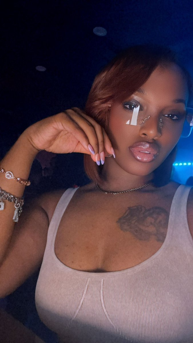 TerriaMarshee_'s tweet photo. Idk, face card is really lethal.🤷🏽‍♀️🥰 https://t.co/D3aSC7y841