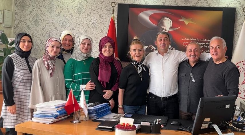 draytacakin's tweet photo. DOĞUM GÜNÜM VESİLESİ İLE ARAYAN, SAĞLIKLI UZUN ÖMÜRLER DİLEYEN, AYRICA GELEREK MUTLULUK VEREN TÜM DOSTLARA TEŞEKKÜR EDERİM. SAĞLIKLA HEP BERABER  İNŞALLAH.. https://t.co/qB4LV91cpt