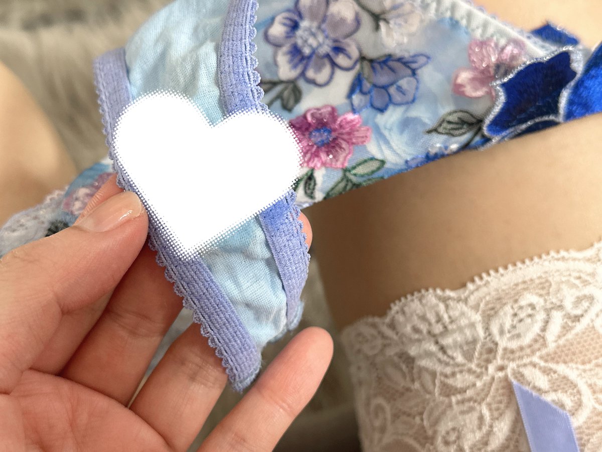 水色って… 
色が変わるのがわかりやすいよね(ᐢ ܸ. .ܸ ᐢ)՞ ՞ https://t.co/qWOfU9tRgy
