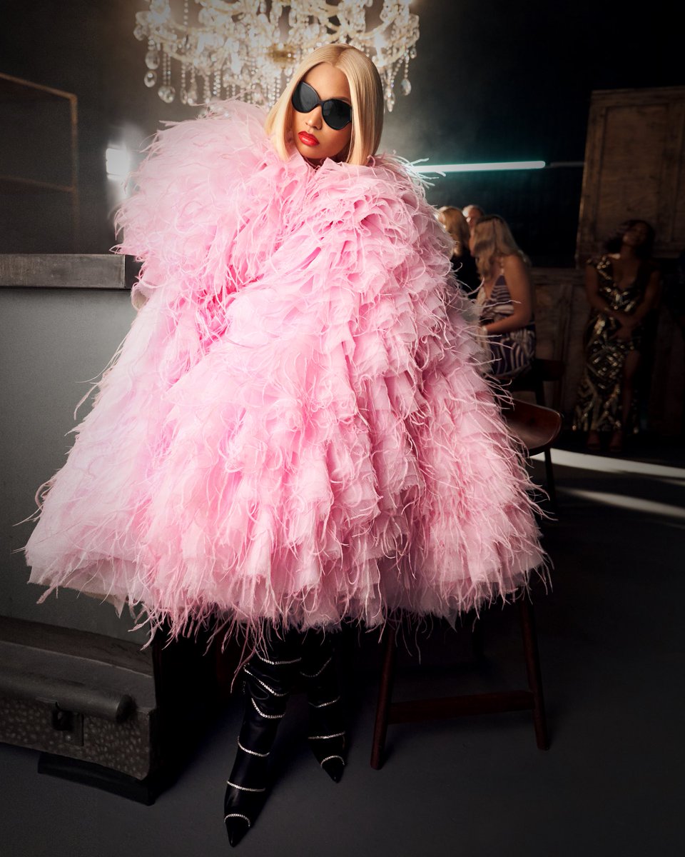 RAIFMINAJ's tweet image. Pull up on a opp
#dowehaveaproblem