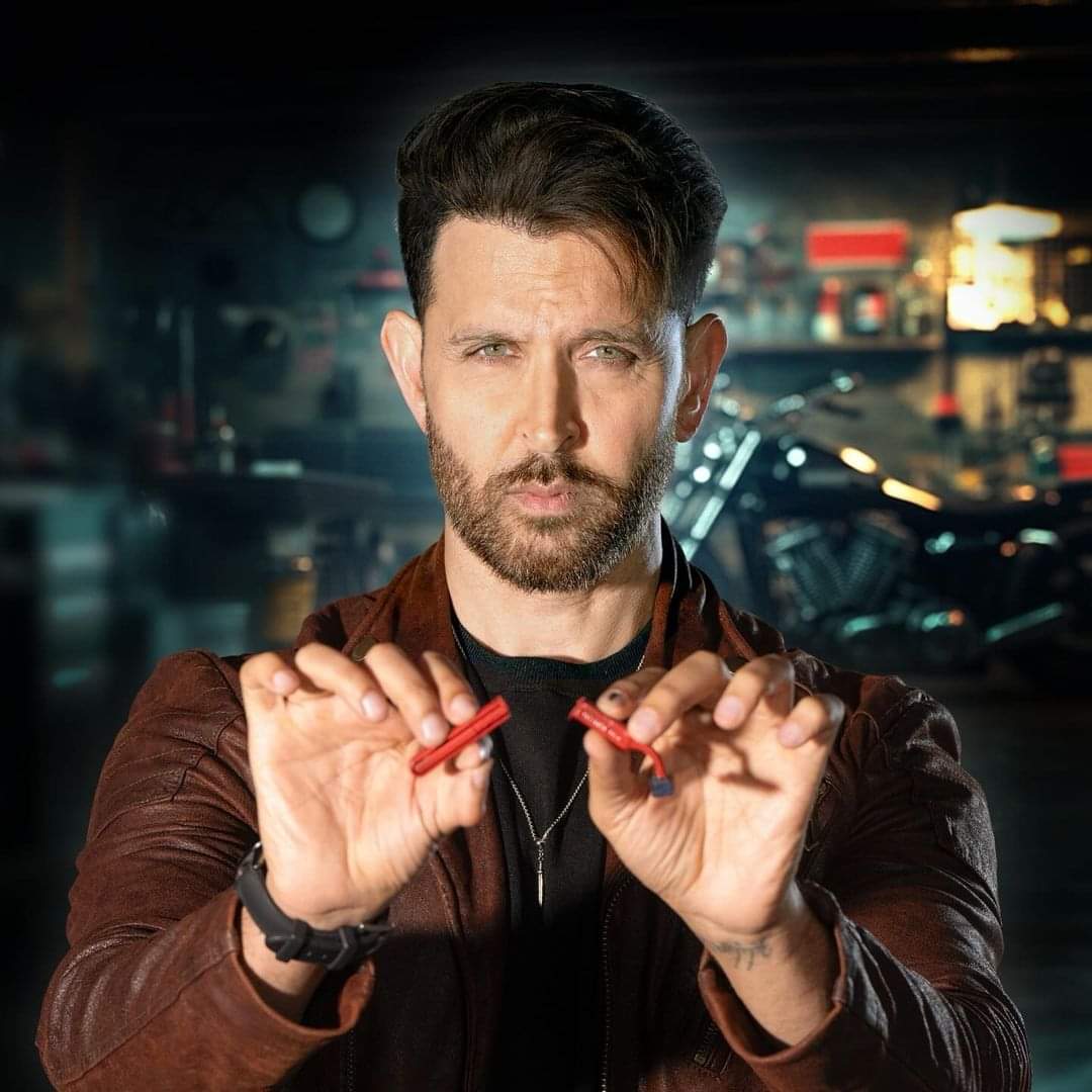 HrfcTamilnadu's tweet photo. Hrithik Roshan goes #NoShaveNovember with #BEARDO for Men
#Grovember #HrithikRoshan #Hrfctamilnadu @BeardoForMen https://t.co/RGWWH59aZD
