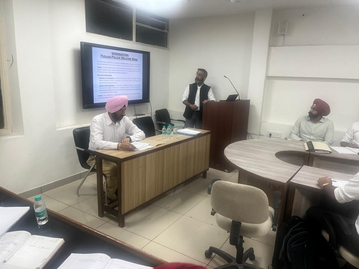 IDCIndia_Chd's tweet photo. 3-Week Training Programme of the P/SIs recruited in the TSS Cadre of Punjab Police (21st Oct 2024 – 8th Nov 2024)
30th October 2024: Sessions were taken by Sh. Sukhwant Gill IPS DIG/INT I; and, Dr. Nayantara Chauhan. https://t.co/krOdqn3ROC