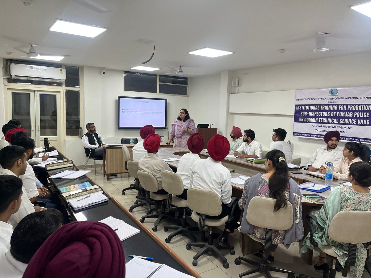 IDCIndia_Chd's tweet photo. 3-Week Training Programme of the P/SIs recruited in the TSS Cadre of Punjab Police (21st Oct 2024 – 8th Nov 2024)
30th October 2024: Sessions were taken by Sh. Sukhwant Gill IPS DIG/INT I; and, Dr. Nayantara Chauhan. https://t.co/krOdqn3ROC