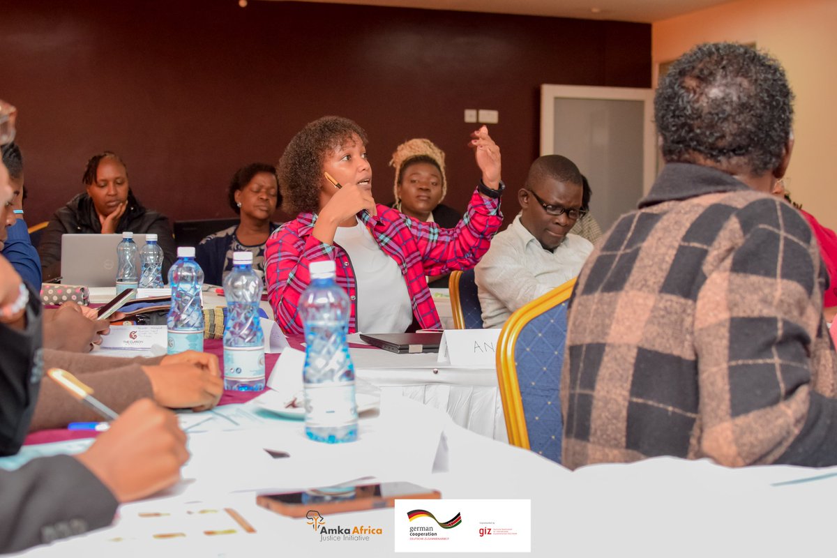 Amka_Africa_KE's tweet image. Together with @kilimoKE  and Deustche Gesellschaft für Internationale Zusammenarbeit (GIZ) we are creating a society that benefits everyone by breaking barriers that prevent women and youth from being involved in agricultural systems.
#amkaafrica #moald #GIZ