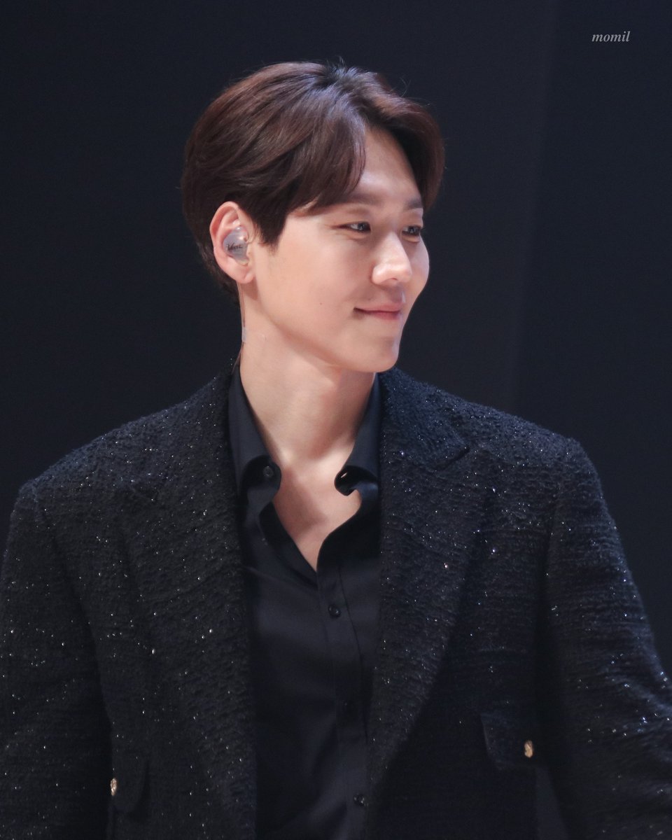 241108 k water와 함께하는 뮤지컬 갈라콘서트 제천

오늘 카이 미모 당도 최고 ദ്ദി˶ˊᵕˋ˵)

#카이 #정기열