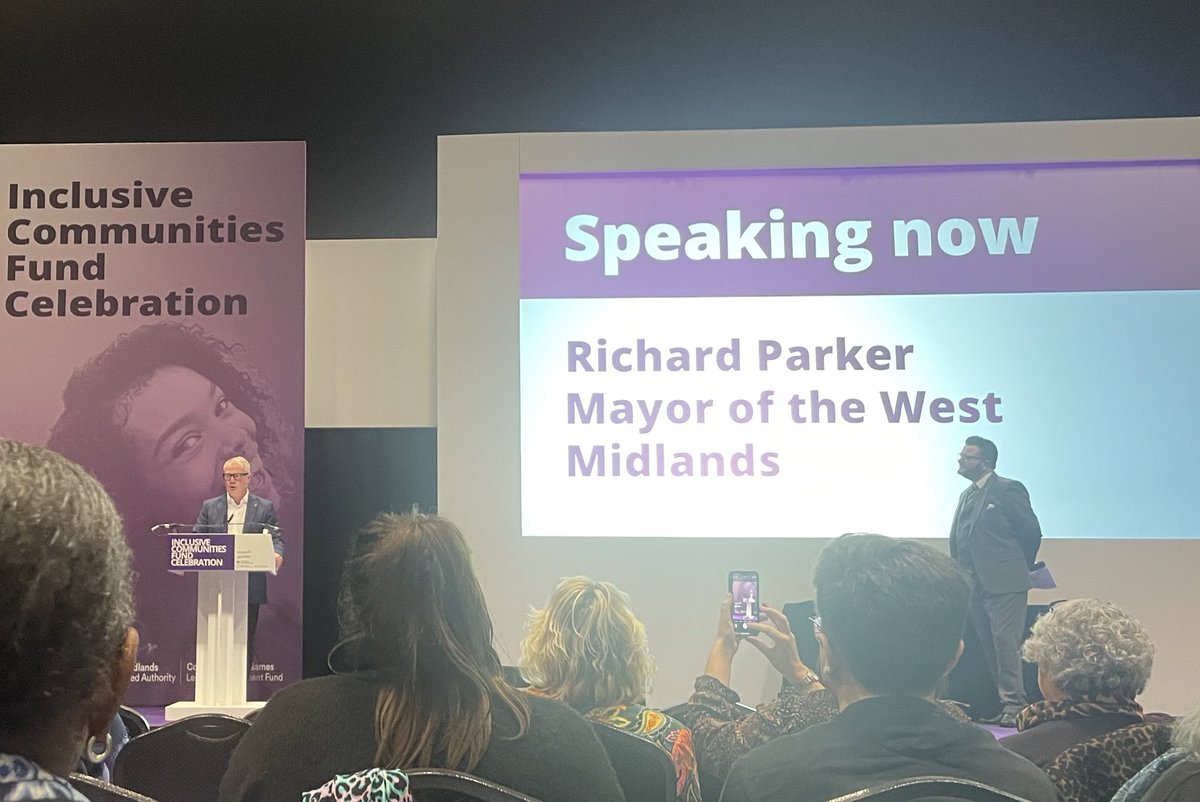 Now on stage is <a href="/MayorWestMids/">Mayor of the West Midlands</a> talking about the acute challenges that young people in our region are facing, and the importance of this legacy funding. #DoMoreLocal
<a href="/HoECF/">Heart of England Community Foundation</a>