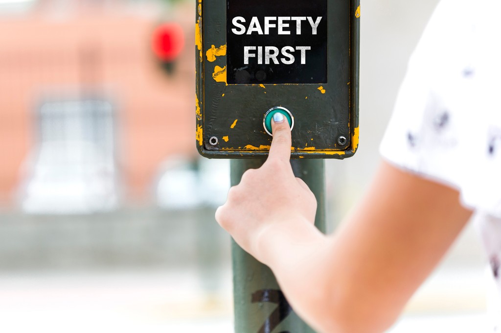 MachinerySafety's tweet photo. Do you have the confindence in your contol systems to know that they are not only safe but reliable enough for your operators to interact with? 

Know what to look for with these 4 simple checks. 

LIsten here. 

https://t.co/2hQ8vtPa6i https://t.co/cWkZuiWl0R