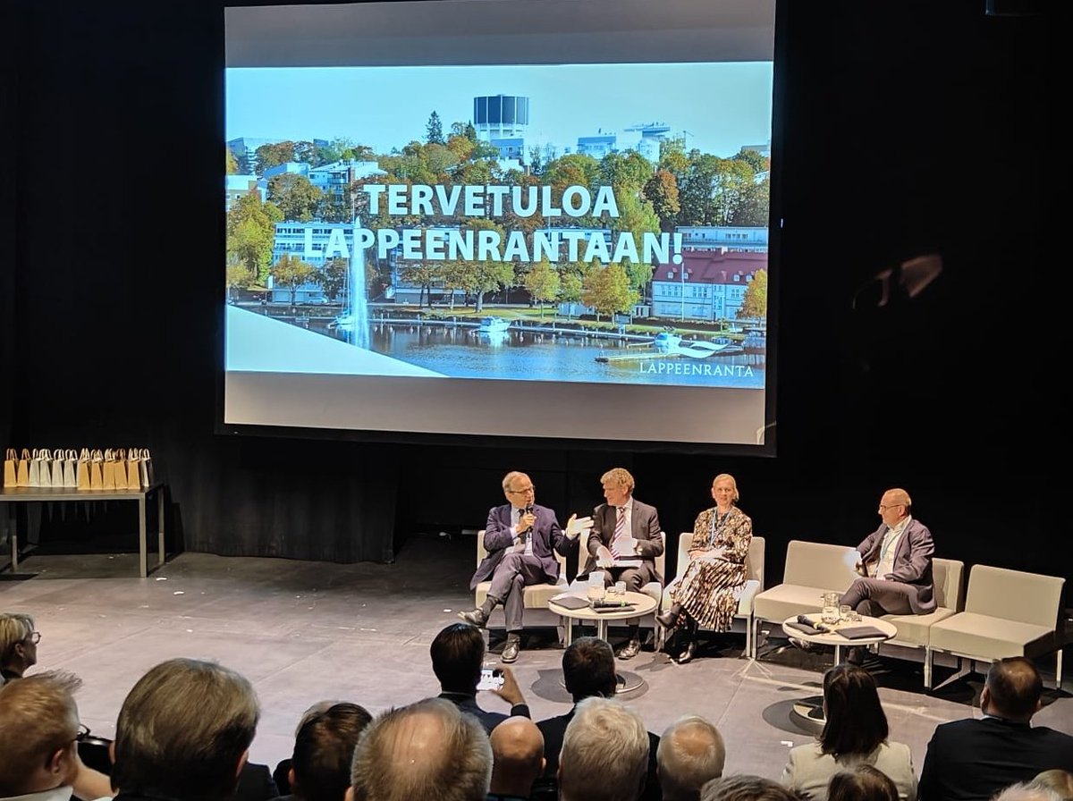 Jarkko Eloranta 🇫🇮🇪🇺🇺🇦🏳️🌈 (@elorantaja) on Twitter photo Today at the Eastern Finland Forum together with <a href="/EU_MarioNava/">Mario Nava</a> <a href="/LiikanenErkki/">Erkki Liikanen</a> <a href="/SikanenSatu/">Satu Sikanen</a> discussing how to boost growth and prosperity in the region. Eastern Finland is hit hard by the necessary closure of the Russian border and action is needed from the EU as well. <a href="/duunarit/">SAK</a> Today at the Eastern Finland Forum together with <a href="/EU_MarioNava/">Mario Nava</a> <a href="/LiikanenErkki/">Erkki Liikanen</a> <a href="/SikanenSatu/">Satu Sikanen</a> discussing how to boost growth and prosperity in the region. Eastern Finland is hit hard by the necessary closure of the Russian border and action is needed from the EU as well. <a href="/duunarit/">SAK</a>