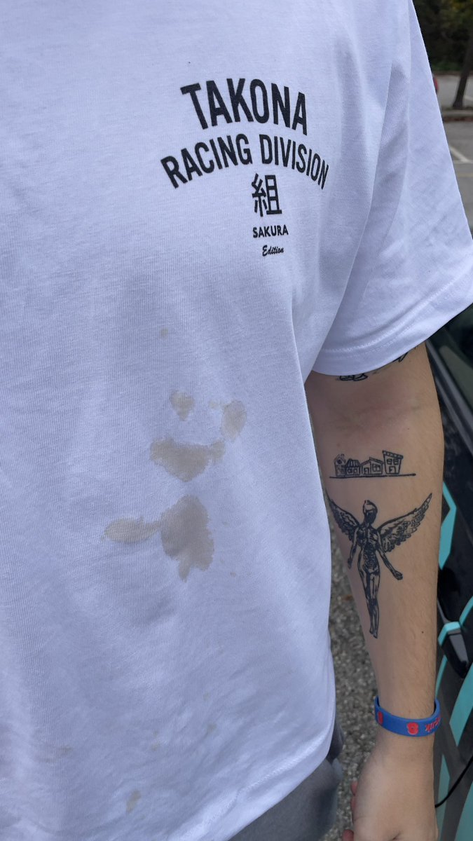 Lewis Warren tweet media