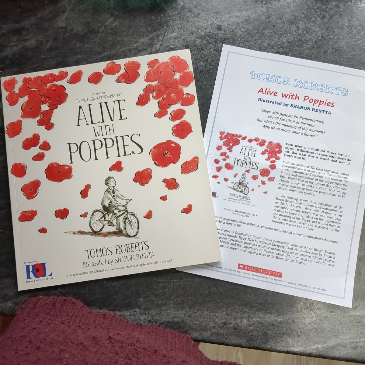 tlander93's tweet photo. Thanks to Rachel @scholasticuk for this beautiful copy of Alive with Poppies #TomosRoberts #SharonRentta Looks so special. This book is in support of the RBL. https://t.co/YElWsjzEH2