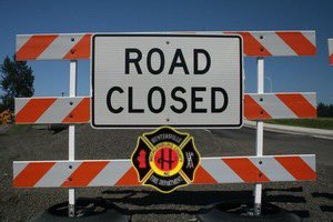 *ROAD CLOSURE* Avoid Beatties Ford Road near Hambright Road. We had a tree go down a little while ago and it took some powerlines with it.

It will take a while for Duke to fix it. #CLTtraffic #OneTownOneTeam