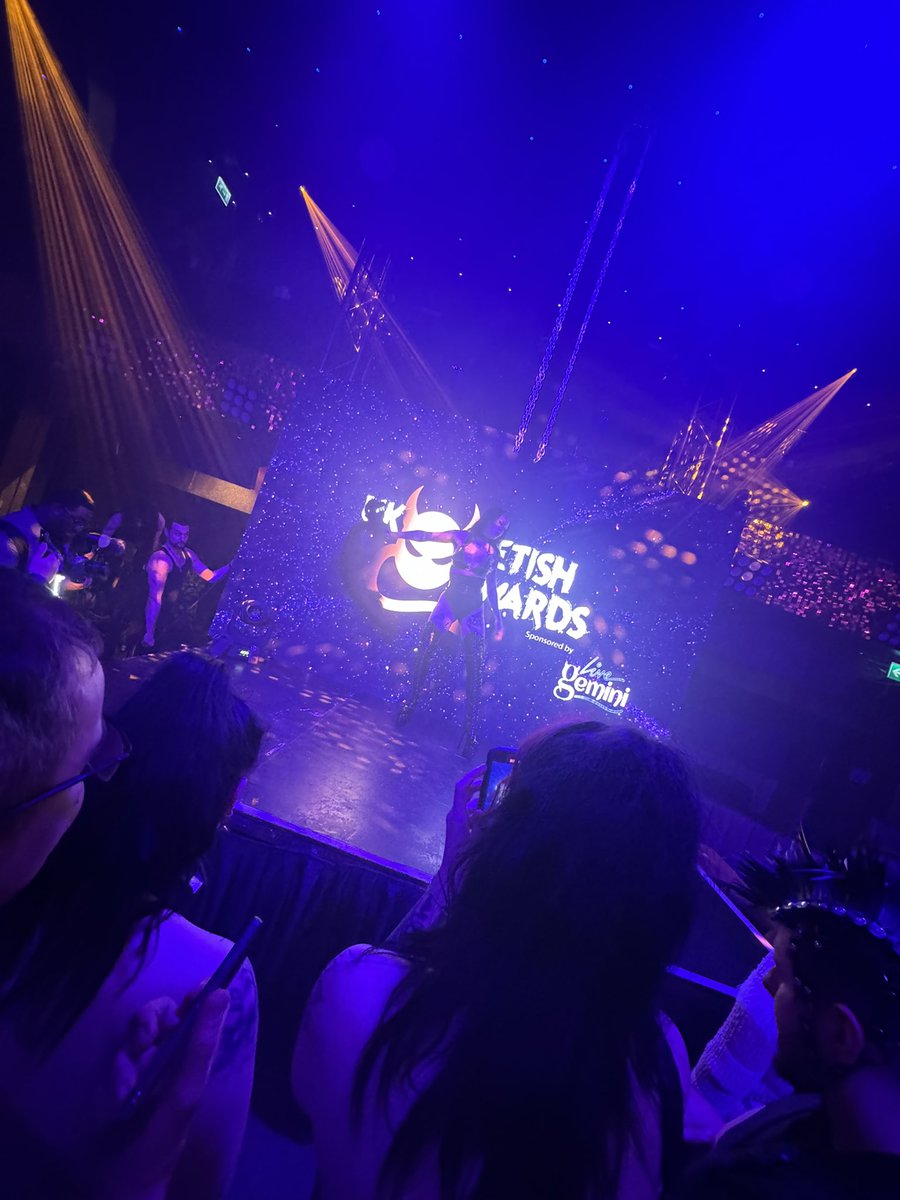 We had a blast at the <a href="/UkFetishAwards/">UK Fetish Awards 🇬🇧</a> .. and here’s to next year 🥂 #alt #fetishawards #swingersapp #Trump2024