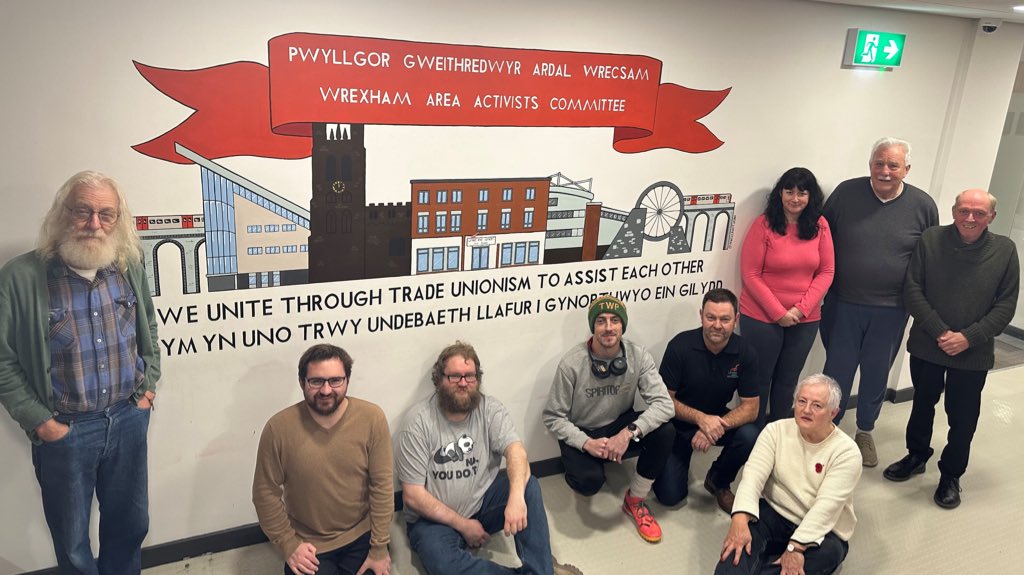 Massive thanks to <a href="/PencilCraftsman/">Liam Stokes-Massey</a> for painting this mural in our Wrexham office for our Wrexham Area Activists Committee. 

A fantastic piece of work 👏