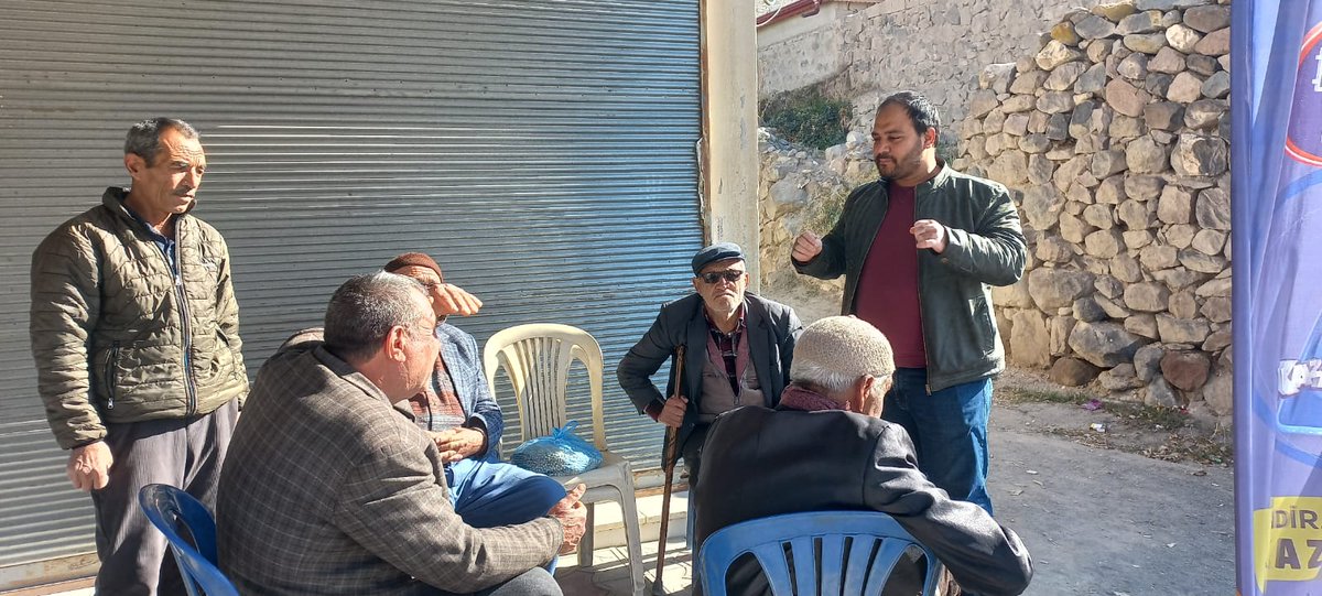 K_ilcetarim's tweet photo. #TarımSahada
Bakanlığımızın ülke genelinde başlattığı "Cuma Buluşmaları" kapsamında; 
📍Karapınar ilçemiz Yeşilyurt Mahallesinde "Tarımsal Üretim Planlaması"nı anlattık. https://t.co/CisUp8Zhdb