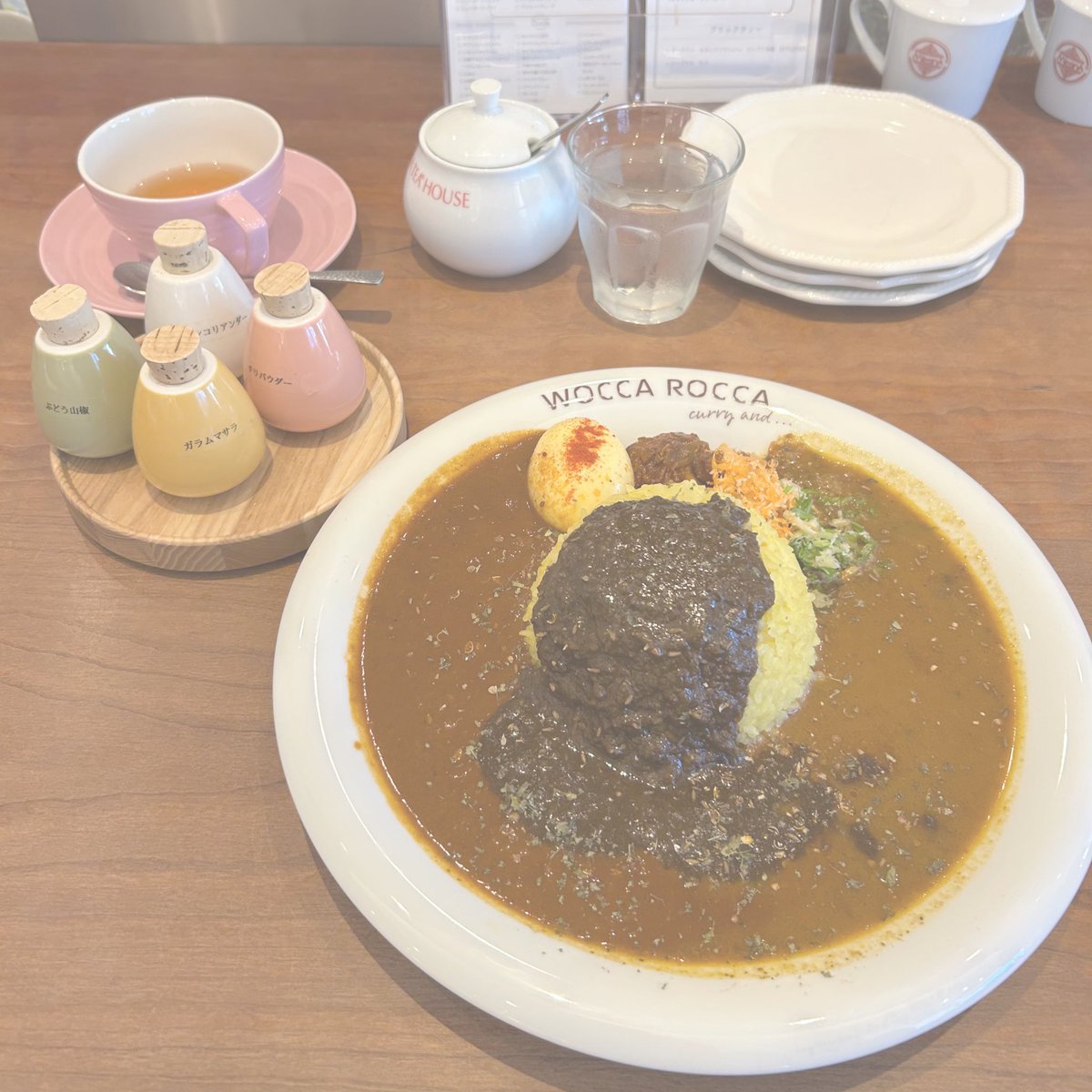 __178504's tweet photo. 研修と言う名の試食大会in草津🍛 https://t.co/crhQQjFsxc