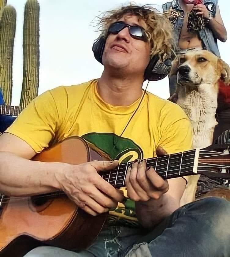PityRockAndRoll's tweet photo. Y aunque no cerré el ojo en toda la semana y tenga ganas de desmayarme en la cama voy a salir a recibir su bendición https://t.co/lCxaLkb7Rw