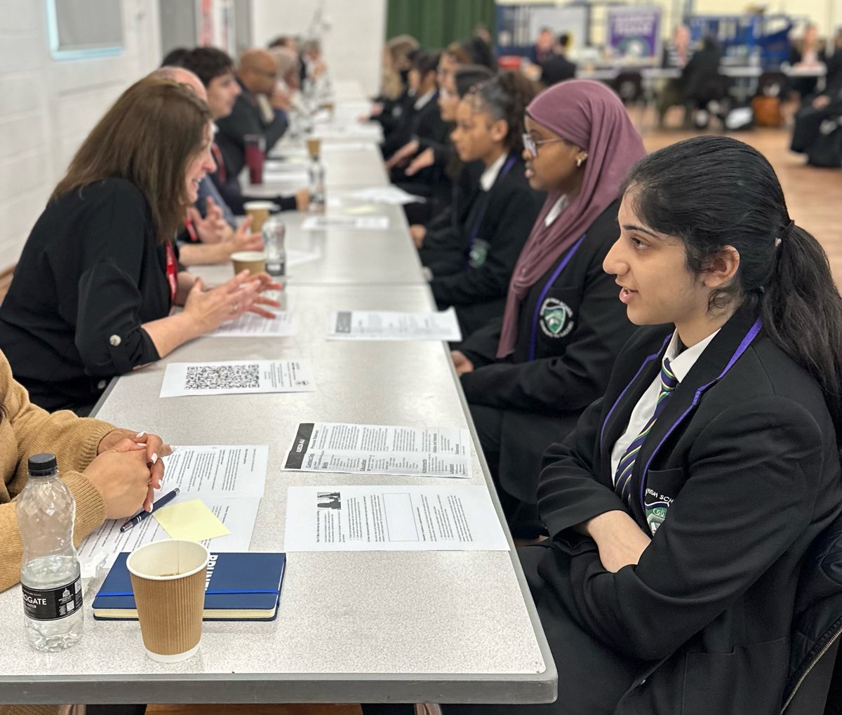 ghsofficial's tweet image. Thank you to the 30 employers, universities and Greenford alumni to the school to conduct mock interviews with our Year 10 students. This was a brilliant experience for future job applications and apprenticeship selection days.
#learningtosucceed #careers #mockinterview