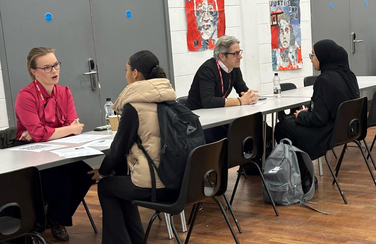 ghsofficial's tweet image. Thank you to the 30 employers, universities and Greenford alumni to the school to conduct mock interviews with our Year 10 students. This was a brilliant experience for future job applications and apprenticeship selection days.
#learningtosucceed #careers #mockinterview