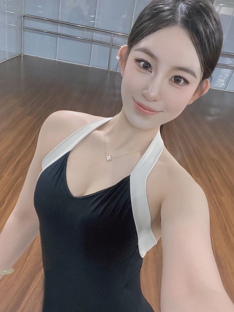舞蹈老师AHa tweet media