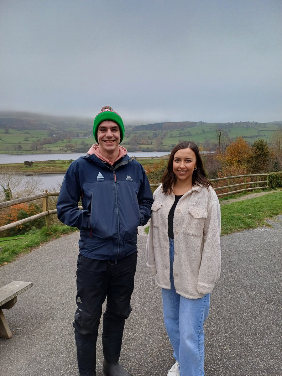 Ysgol Penybryn Tywyn (@penybryntywyn) on Twitter photo Diolch yn fawr iawn <a href="/glan_llyn/">Gwersyll Glan-llyn</a> am y croeso a'r hwyl. Balch o weld dau gyn ddisgybl yn gweithio i'r <a href="/urddmeirionnydd/">Urdd Meirionnydd</a> <a href="/Urdd/">Urdd Gobaith Cymru</a> Diolch yn fawr iawn <a href="/glan_llyn/">Gwersyll Glan-llyn</a> am y croeso a'r hwyl. Balch o weld dau gyn ddisgybl yn gweithio i'r <a href="/urddmeirionnydd/">Urdd Meirionnydd</a> <a href="/Urdd/">Urdd Gobaith Cymru</a>