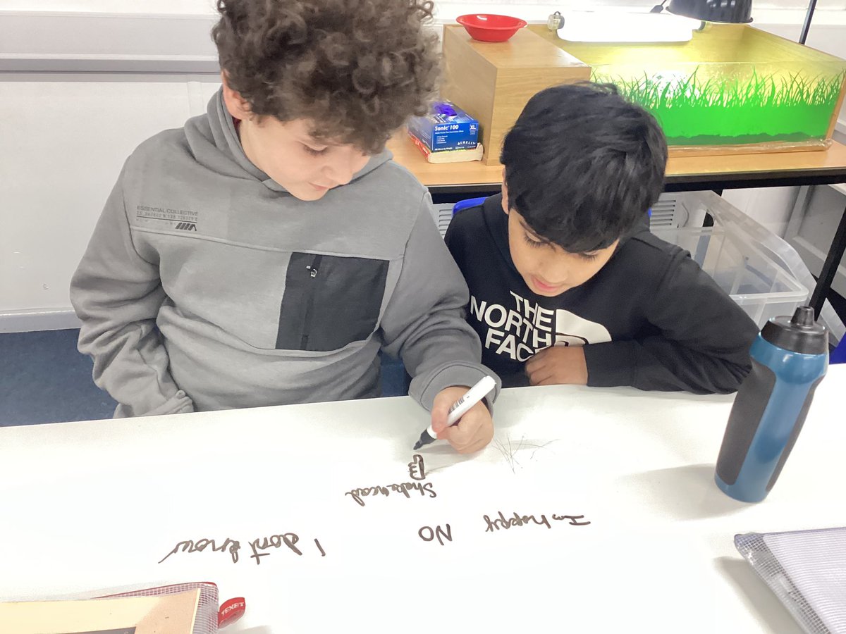Fosse_TMET's tweet photo. 6KH were looking at ways of communicating during our computing lesson. #fmcomputing #collaboration https://t.co/Rbpu5sPtG2