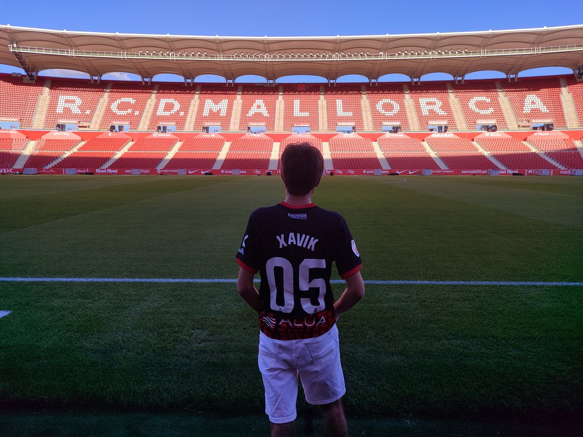 Ya lo puedo por fin anunciar.

Complesc un somni, som el nou representant del <a href="/RCD_Mallorca/">RCD Mallorca</a> a <a href="/LALIGA_FCPro/">LALIGA FC Pro</a> 

Trabajaré para cumplir los objetivos, nos vemos pronto❤️🖤🎮