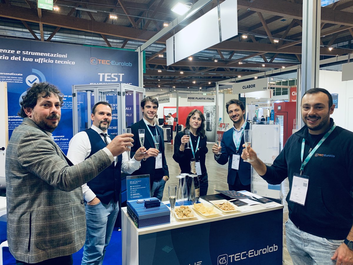 BlueTensor's tweet image. Last day and last moment at A&amp;amp;T of Vicenza. Thank you all 🥂.