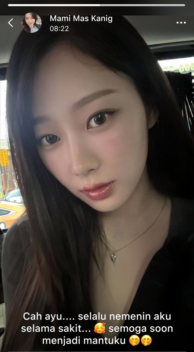 bloomoon tweet media