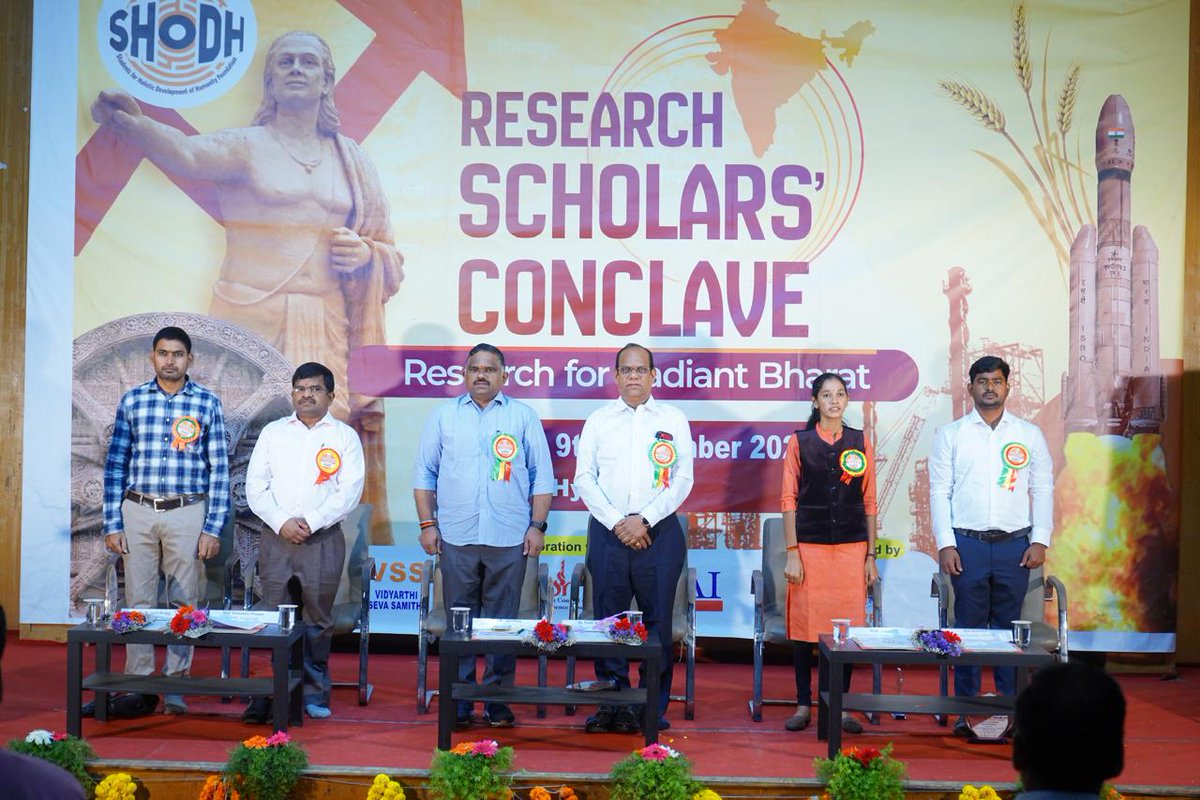 ABVPTelangana's tweet photo. Research Scholars Conclave 2024, themed "Research for Radiant BHARATH," by SHoDH Telangana commenced today at JNTU-Hyderabad. Distinguished guests included Shri Balakrishna garu, National Joint Organising Secretary of ABVP, as the guest of honor, with Dr. Paidi Yella Reddy, CEO of Sapala Organics Pvt. Ltd., serving as the chief guest. Prof. Kamakshi Prasad, Head of the Research and Development cell at JNTU Hyderabad, presided over the event. On stage included Dr. Jana Reddy State President of ABVP Telangana, Kum. Ch. Jhansi, State Secretary of ABVP Telangana and Shri A. Sridhar, State Convenor of SHoDH.