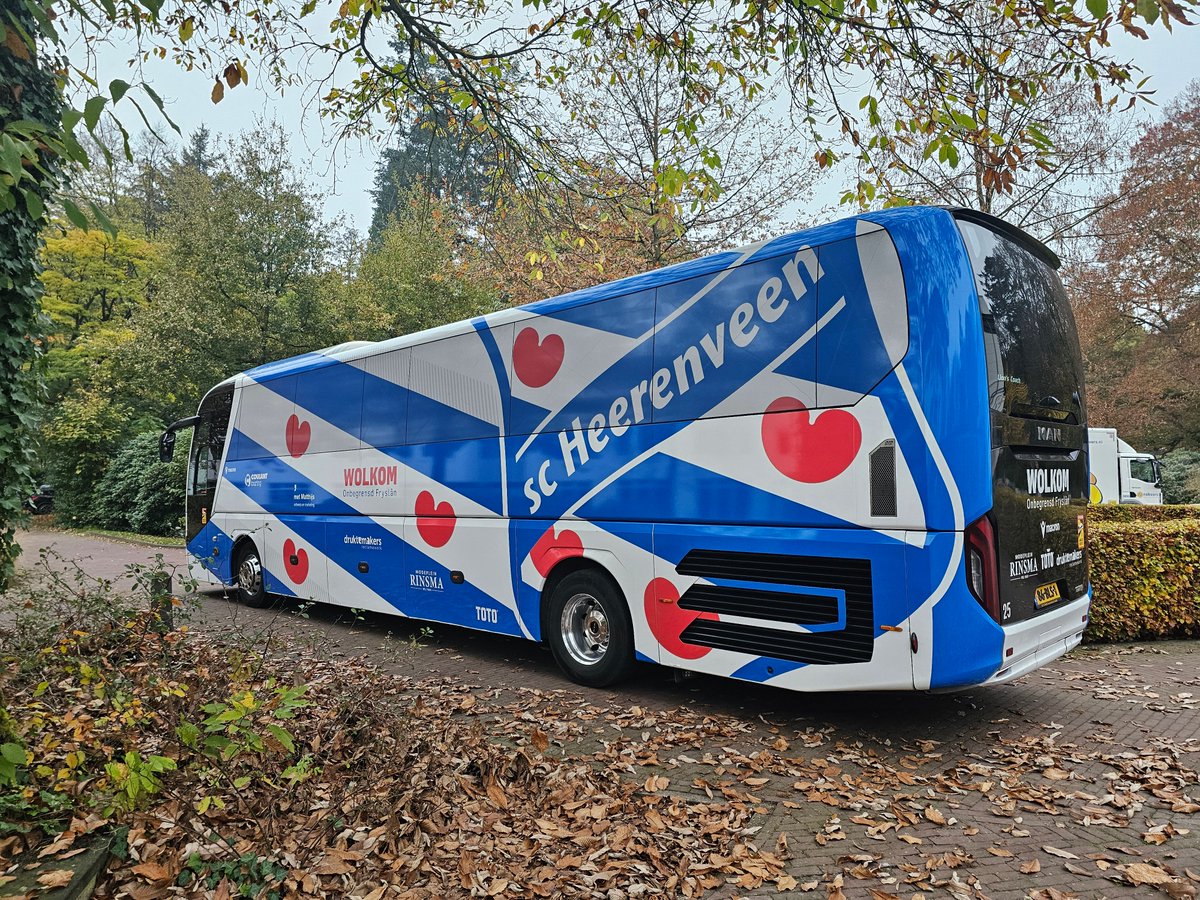 FletcherFootbal's tweet photo. Wij bedanken de vrouwen van Jong SC Heerenveen voor de komst naar Fletcher hotel Avegoor in #Ellecom en wensen het team veel succes met de wedstrijd tegen De Graafschap Vrouwen

#grahee #hotelavegoor #heerenveen #SCHVrouwen #heerenveenvrouwen #avegoor #vrouwenvoetbal https://t.co/E7uQ5wROsw
