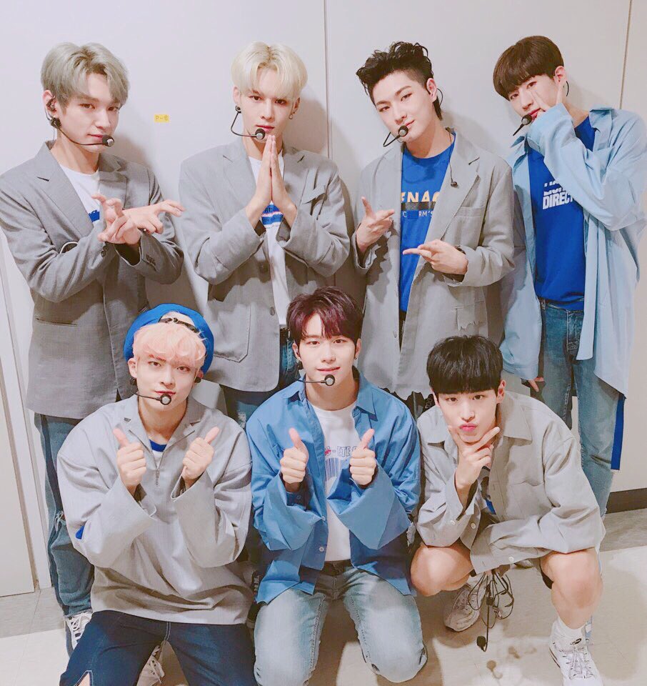 AliceSikie's tweet image. 🎂 HAPPY 8th ANNIVERSARY #VICTON🥂

You're the best thing that ever happened in my life, I'm so grateful &amp;amp; indebted to you. Whatever the days to come, I'll always be by your side.
💙 THANK YOU FOR BEING THERE 💛

#빅톤 #VICTON_8th_Anniversary #HAPPY_VICTON_DAY #AlwaysWeLoveVICTON