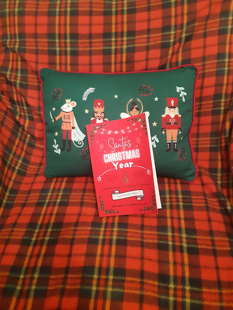 MichelleGrenv1's tweet photo. If you're looking for a festive read for the holiday's, check out Santa's Christmas Year. It's a laugh out loud look at Santa's antics throughout the year. #christmas #christmascountdown  #festivevibes #readerscommunity https://t.co/xGJT7QY6m1
