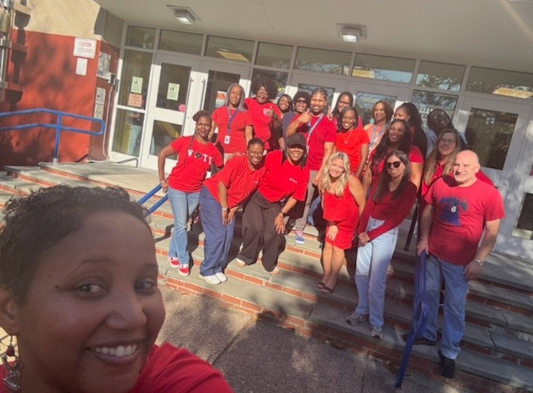 PFTLocal3's tweet photo. Solidarity is how we get through! OPL coaches and Ellwood school members showing up strong in PFT red for a @PHLschools contract that protects their rights and helps them plan for their futures 🌞🌞🌞
#PHLed #PFTstrong #REDFriday https://t.co/MUqPKTo13h
