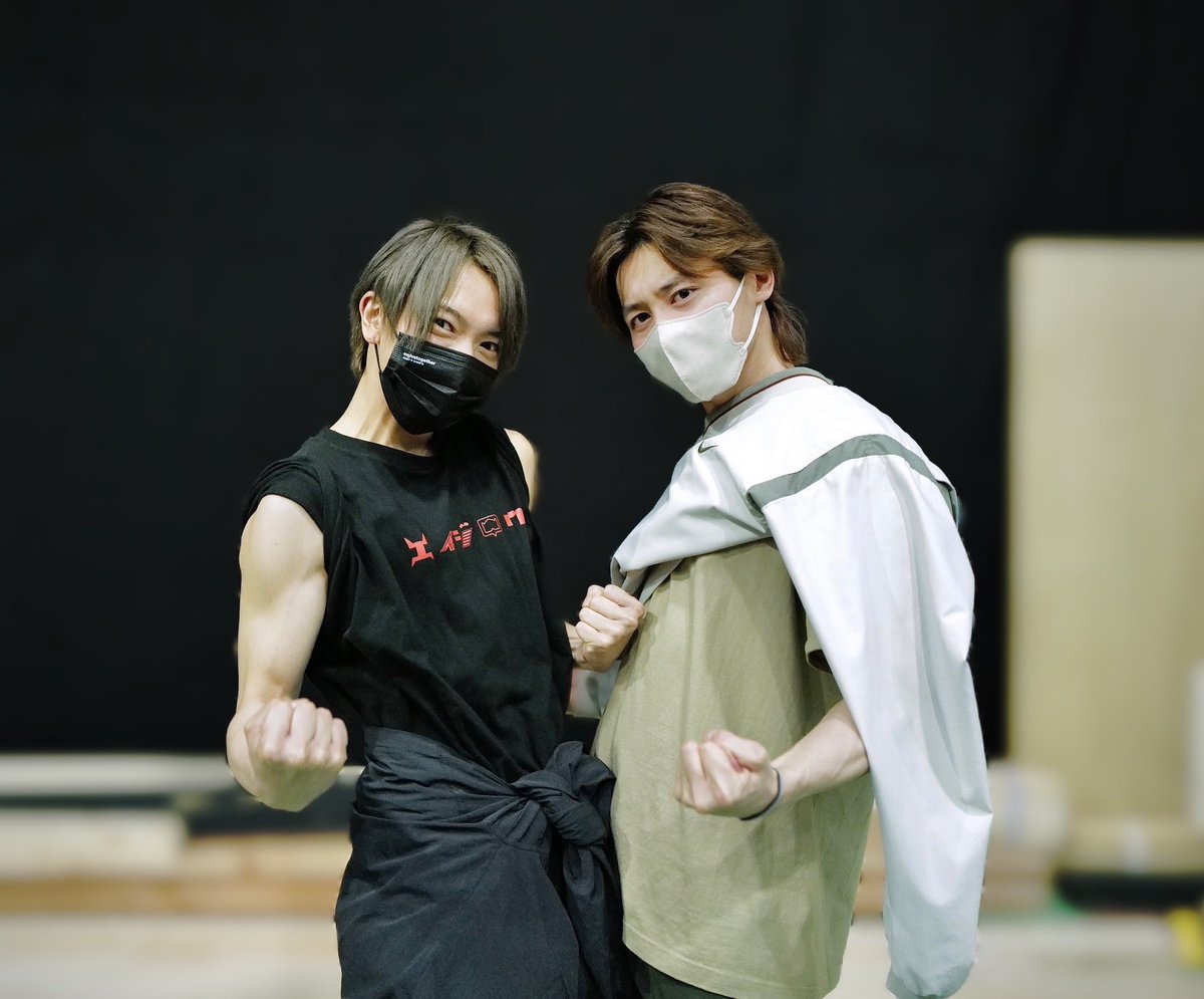 nako is outing people tweet media