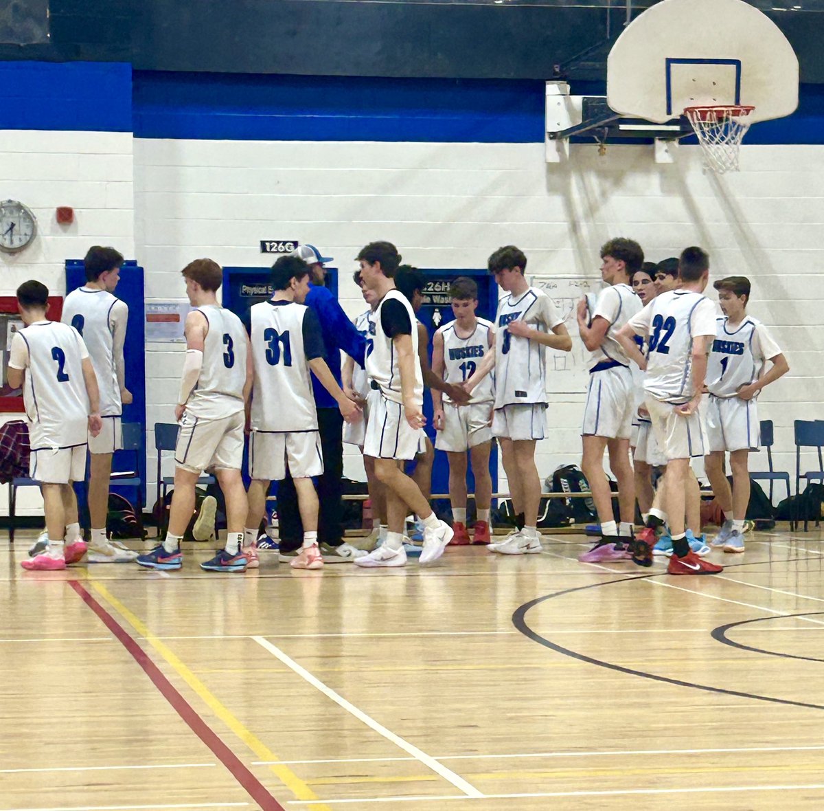 Huskies Basketball tweet media