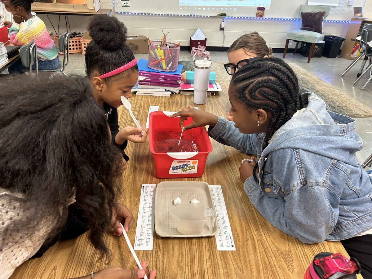 Diane Robinson (@drobinsonedu) on Twitter photo STEM Day from the oceans to the stars-Students at <a href="/WoodlandES_HCS/">Woodland Elementary School HCS</a> explored science of cleaning oil spills and the engineering of satellites. <a href="/drhafza/">Rabieh Hafza PhD</a> <a href="/mossashd/">Ashley Moss</a> #STEMHenry STEM Day from the oceans to the stars-Students at <a href="/WoodlandES_HCS/">Woodland Elementary School HCS</a> explored science of cleaning oil spills and the engineering of satellites. <a href="/drhafza/">Rabieh Hafza PhD</a> <a href="/mossashd/">Ashley Moss</a> #STEMHenry