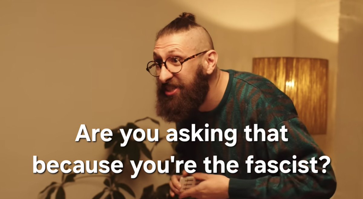 AuntyDonnaOoC's tweet photo. Just gonna post this for no reason https://t.co/G2SKpY19VC
