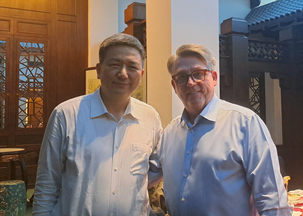Returned from #China met with different actors: National &amp; Local Government, NGOs, academics, criminal justice, businesses &amp; governance oversight to explore prevention &amp; modern slavery responses. Focus on prevention in businesses &amp; supply chains via <a href="/BSI_UK/">BSI UK</a> &amp; <a href="/isostandards/">ISO</a>.