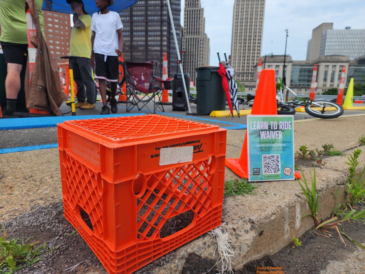 MilkcratesPgh's tweet image. #pittsburgh #milkcrates #photography #streetphotography #cityscapes #turnerdairy #pennsylvania #urbanphotography #cities