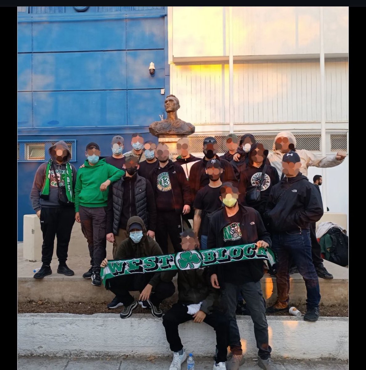 WEST13BLOCK's tweet photo. ΣΤΑ ΔΥΤΙΚΑ ΜΟΝΟ ΕΜΕΙΣ ☘️☘️☘️

#west  #westblock #gate13 #panathinaikos #athens #warzone https://t.co/udfmpTiddD