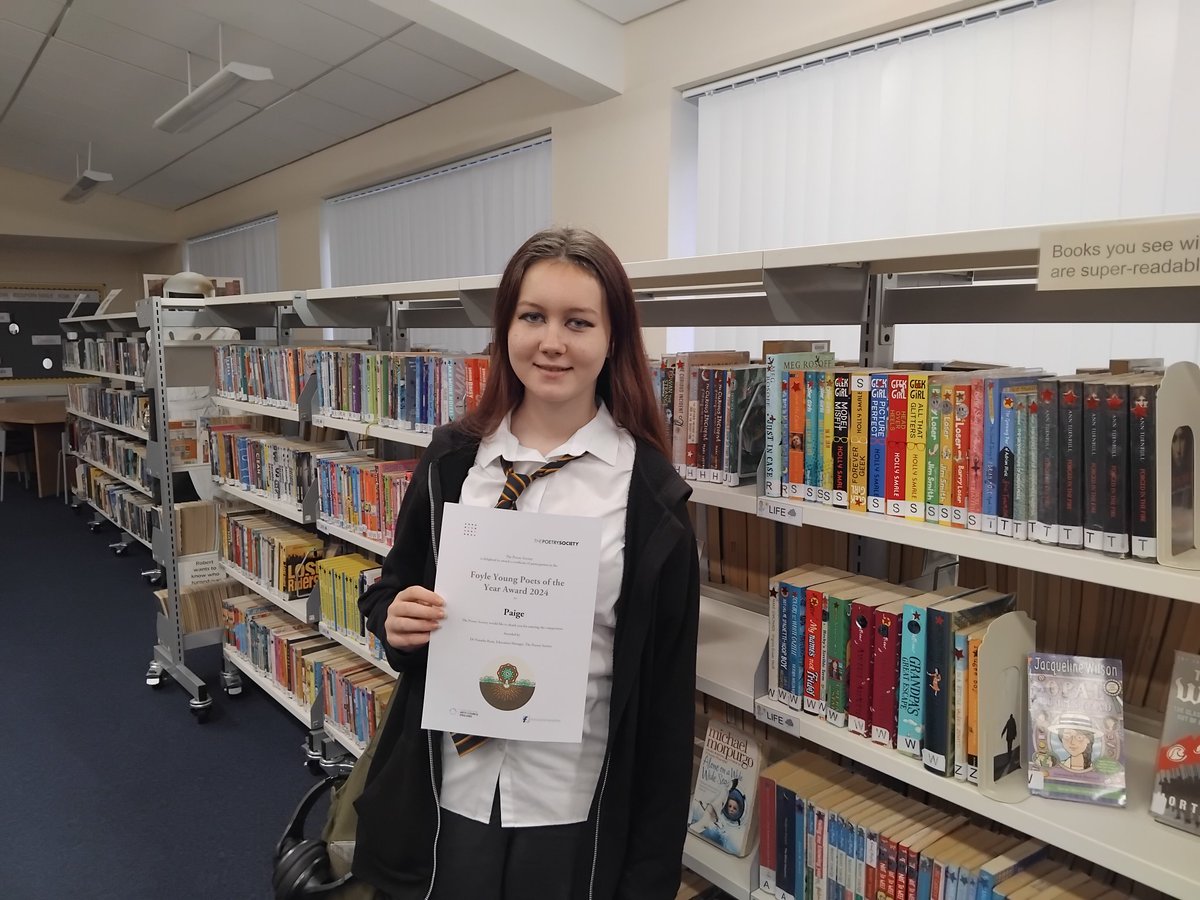 Librarians tweet media