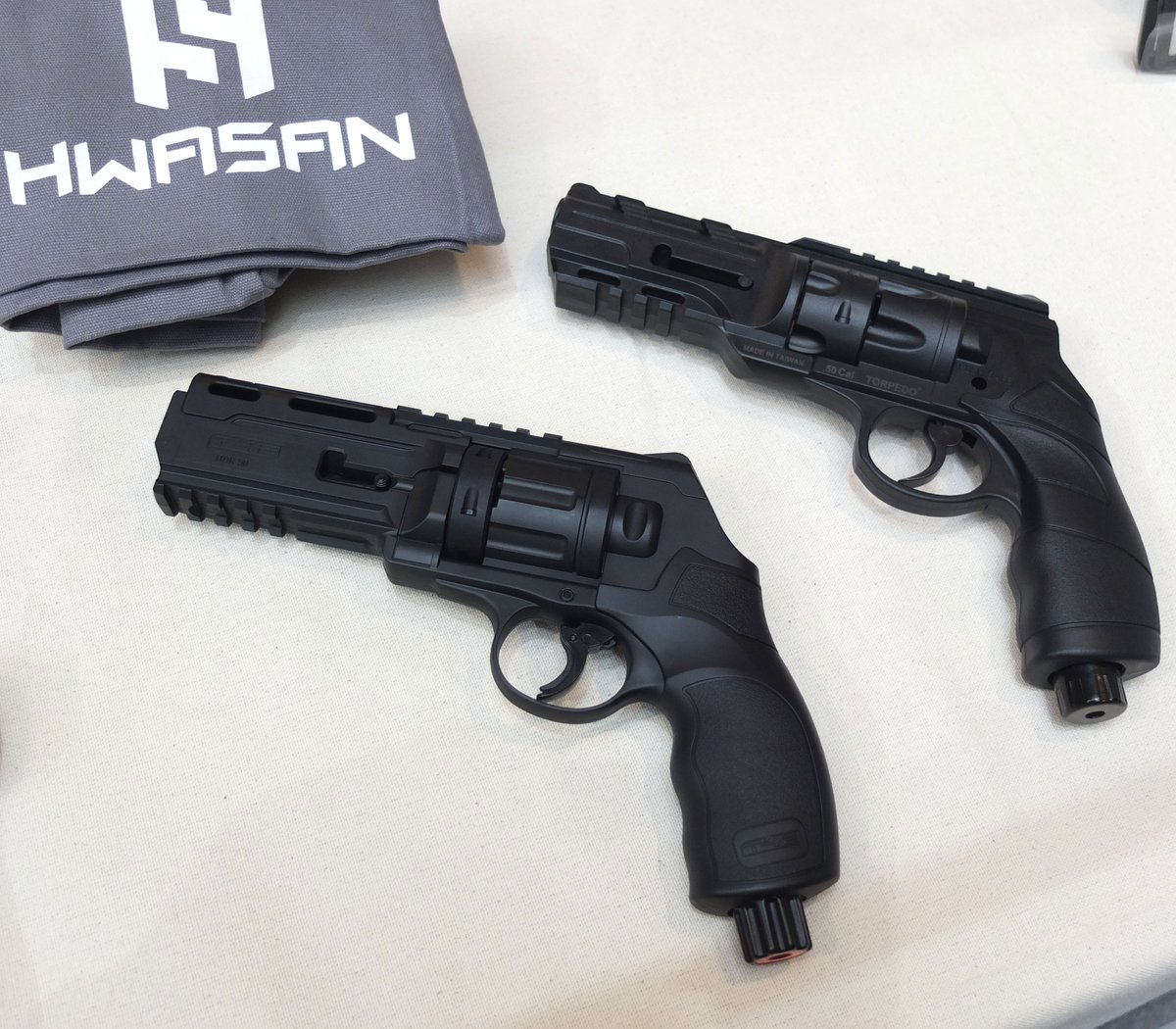 GD6JP's tweet photo. #MOA2024 #HWASAN #HDR50 #TORPEDO #F7 #HDP50 #FN509Tactical #Polymer80PFS9 #ガスブローバック #GBB #CO2 #ハンドガン #サイバーガン #ウマレックス #ペイントボール #ライオットガン #T4E p.1 https://t.co/W6EAkHJWo2