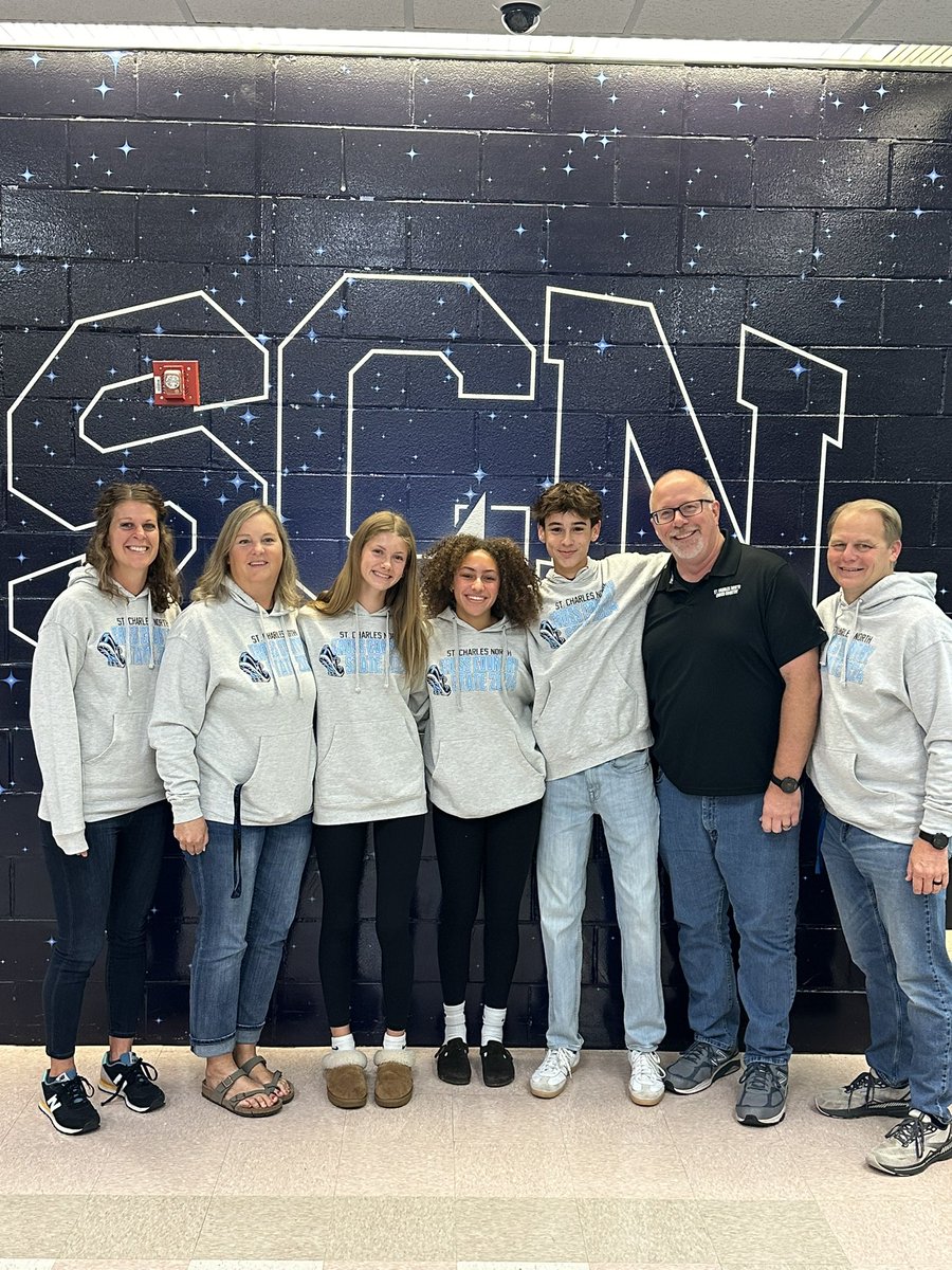 SCNAthletics's tweet photo. Nothing better than starting Friday off with an @IHSA_IL State Send-Off! Best of luck to Sam, Gwen and Julia at the State XC Meet tomorrow!

#StarsatState🤩 #RunStars⭐️ https://t.co/WxpCo6bbAq